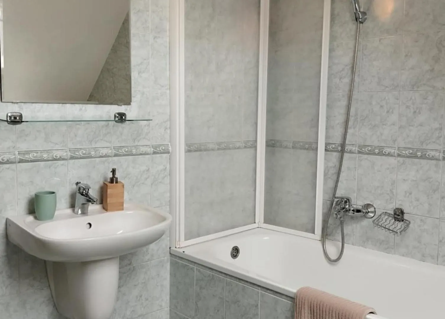 Diamant Apartmanhaz Eger Hungary