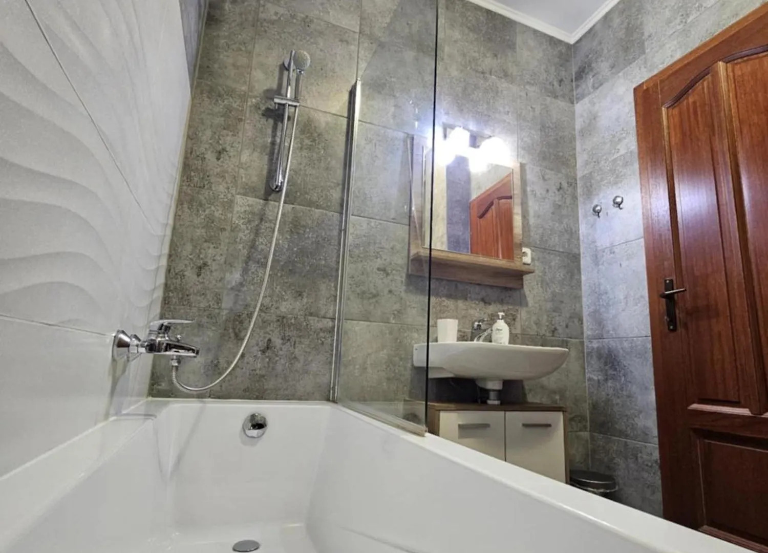 Diamant Apartmanhaz Eger
