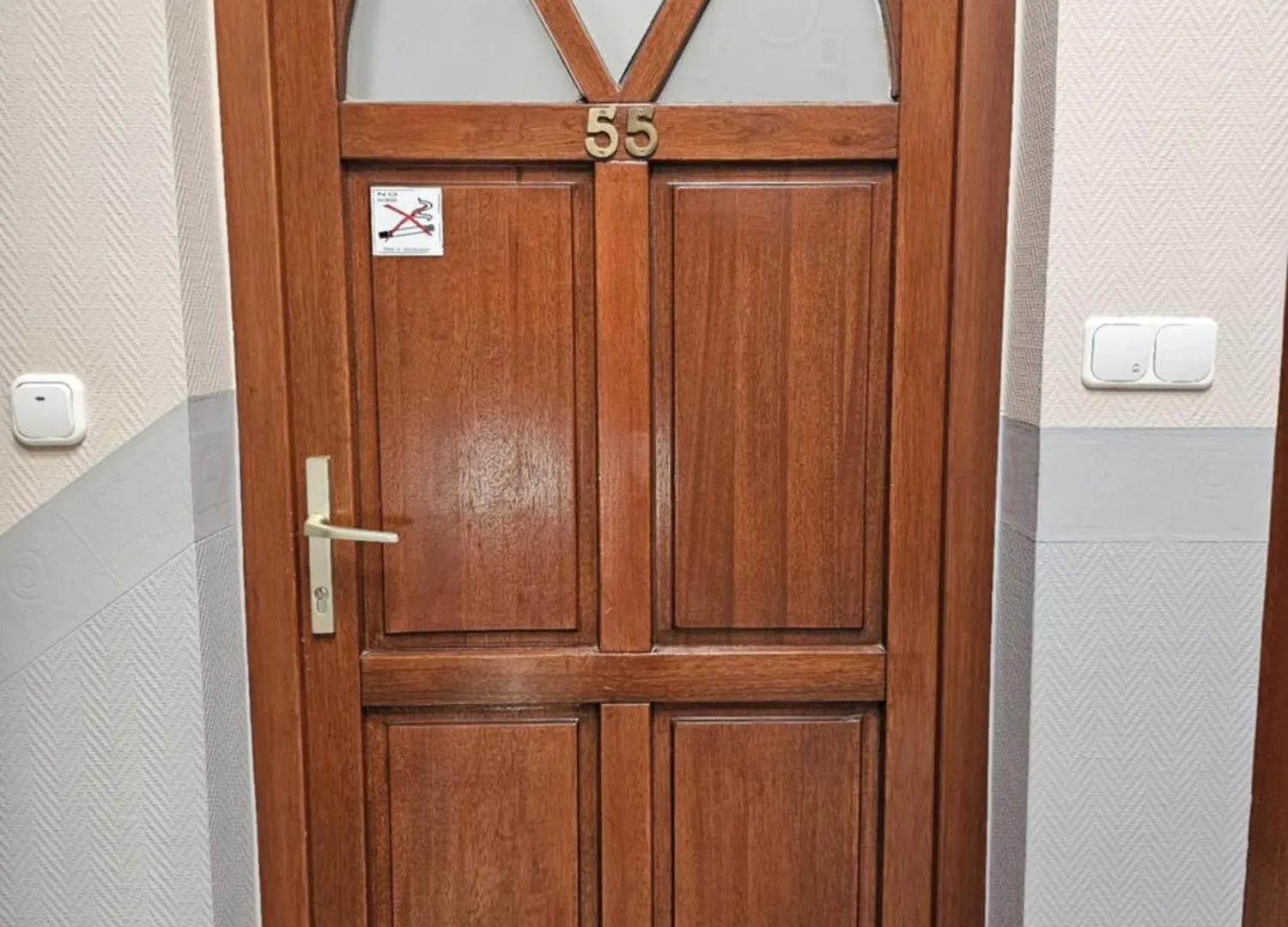 Diamant Apartmanhaz Eger Apartment
