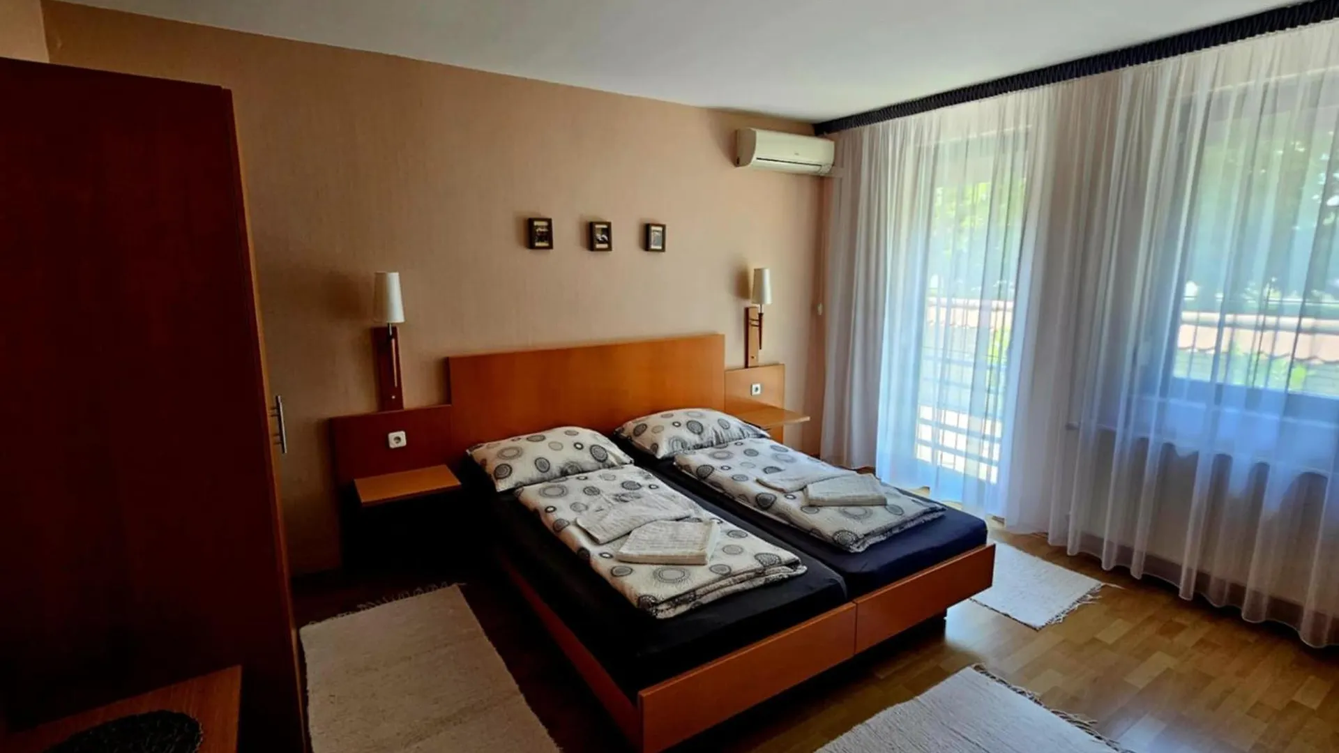 Apartment Diamant Apartmanhaz Eger Hungary